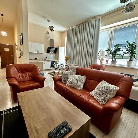 Princess Main Square Apartment 波普拉德 外观 照片