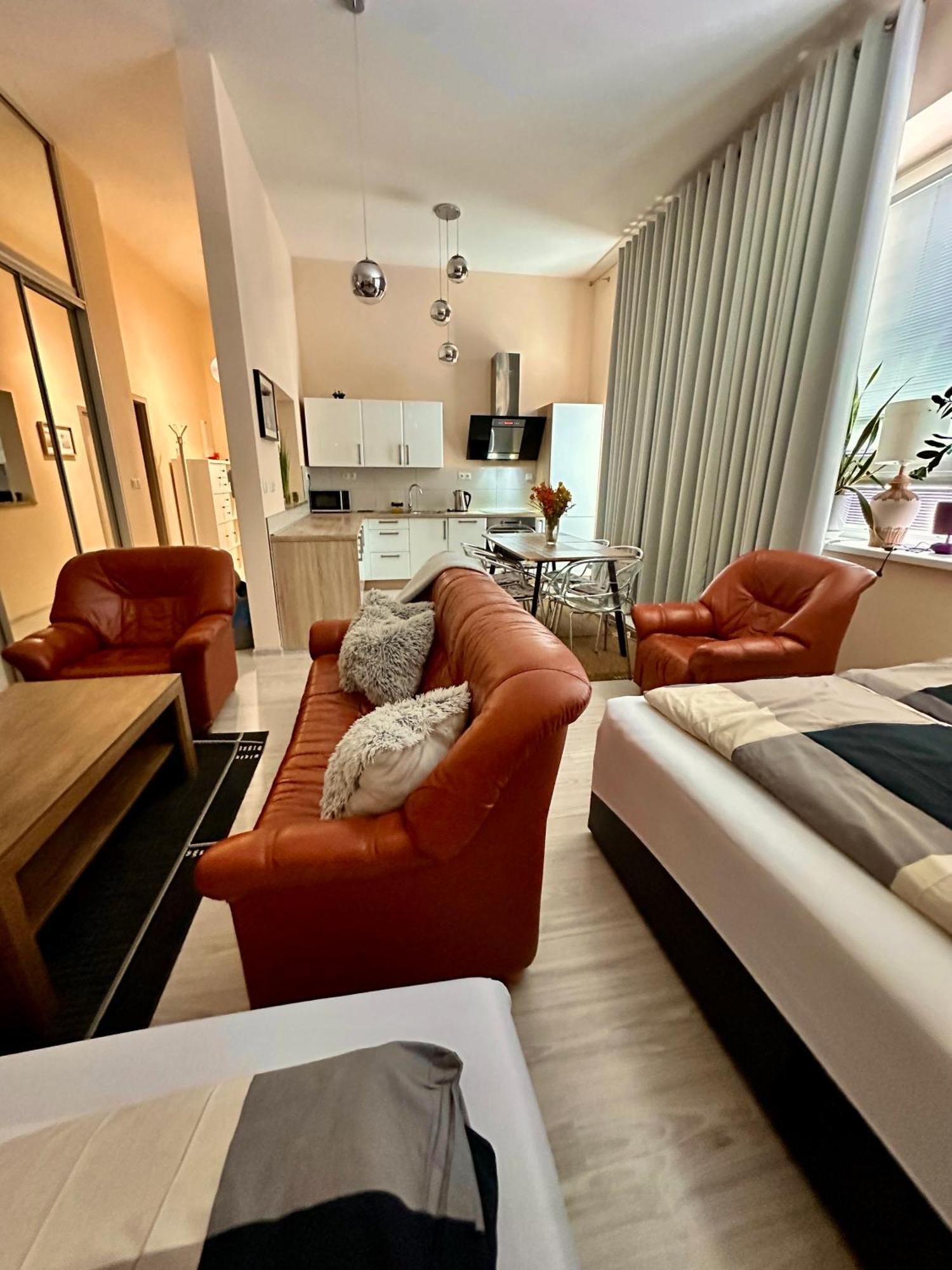 Princess Main Square Apartment 波普拉德 外观 照片